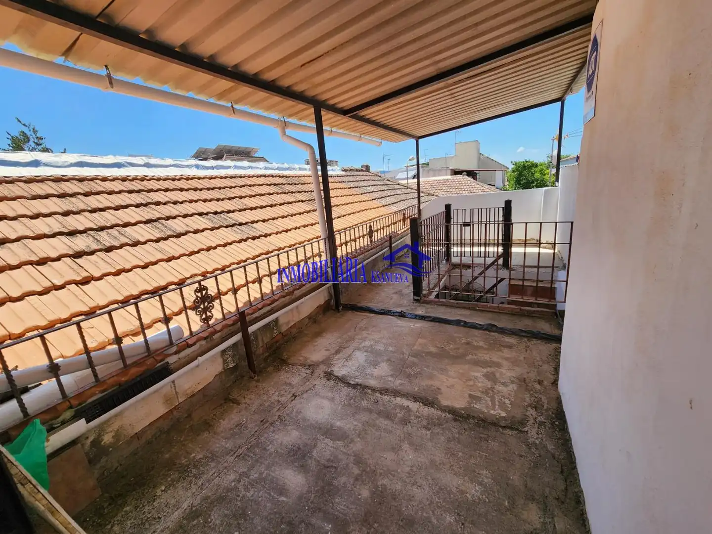 House for sale in Sur