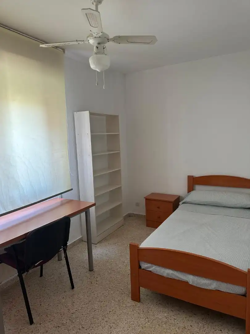 Habitación de Piso de alquiler en Badajoz con Aire acondicionado, Calefacción y Terraza