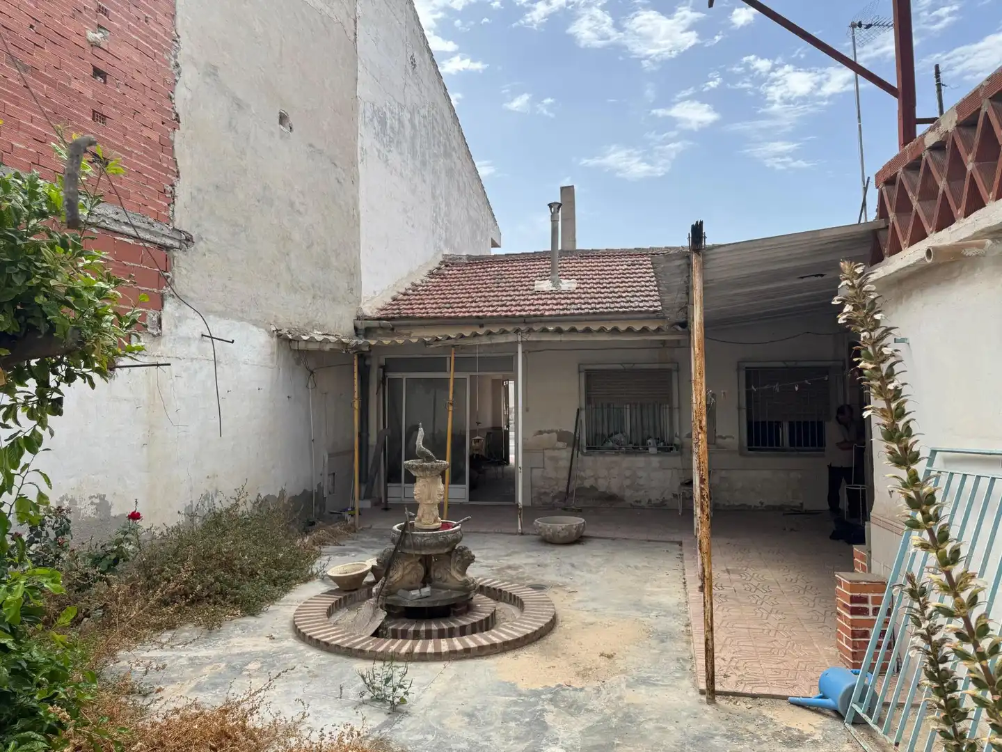 Vista exterior de Casa o xalet en venda en Murcia amb Aire condicionat