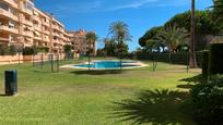 Swimming pool of Flat to rent in Estepona  with Swimming Pool