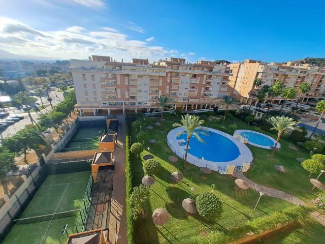 Piso en Alquiler en ESCRITORA JOSEFINA ALDECOA en El Cónsul - Ciudad Universitaria - El Romeral