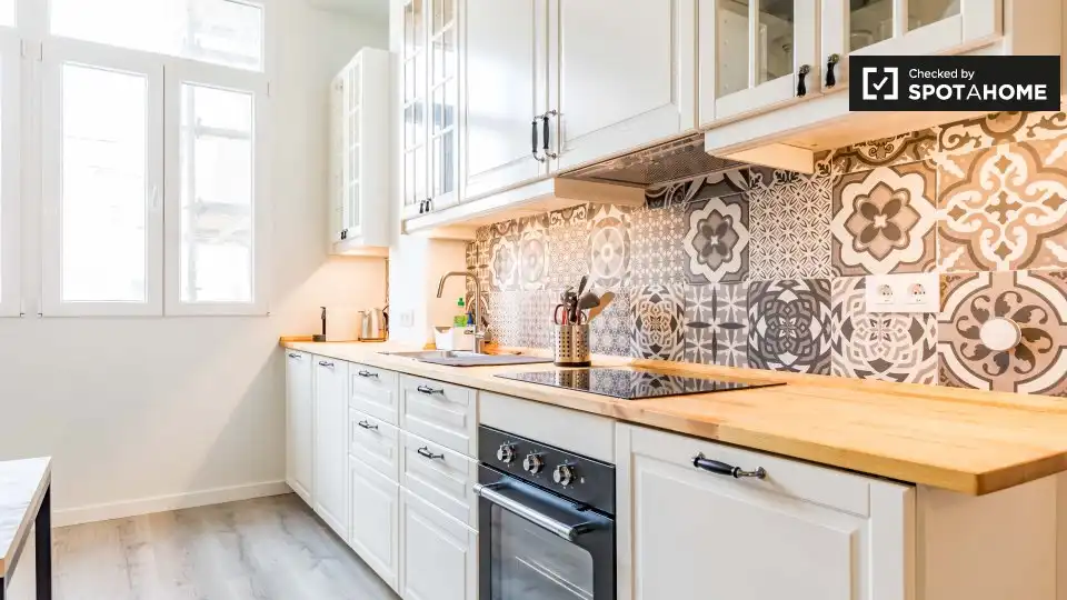 Flat with terrace to rent in L'Eixample, imagen 9
