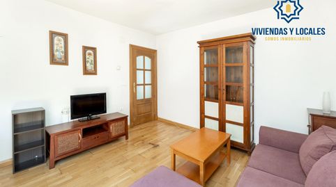 Foto 2 de Piso en venta en Avenida Madrid, Albolote, Granada