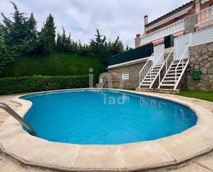 Piscina de Casa o xalet en venda en Cambrils amb Aire condicionat, Calefacció i Terrassa