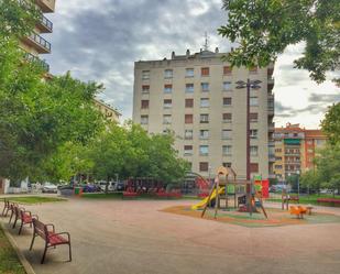 Vista exterior de Pis de lloguer en  Pamplona / Iruña amb Calefacció, Parquet i Moblat