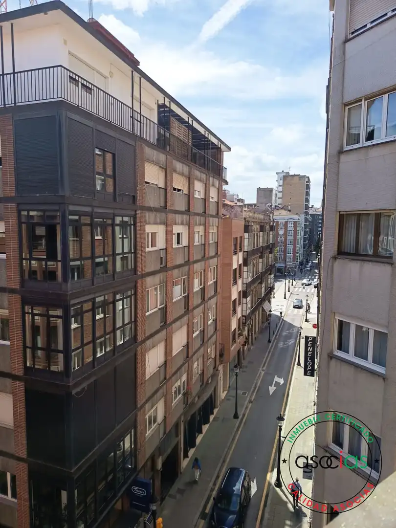 Pis de lloguer a CL CASIMIRO VELASCO, Barrio del Centro