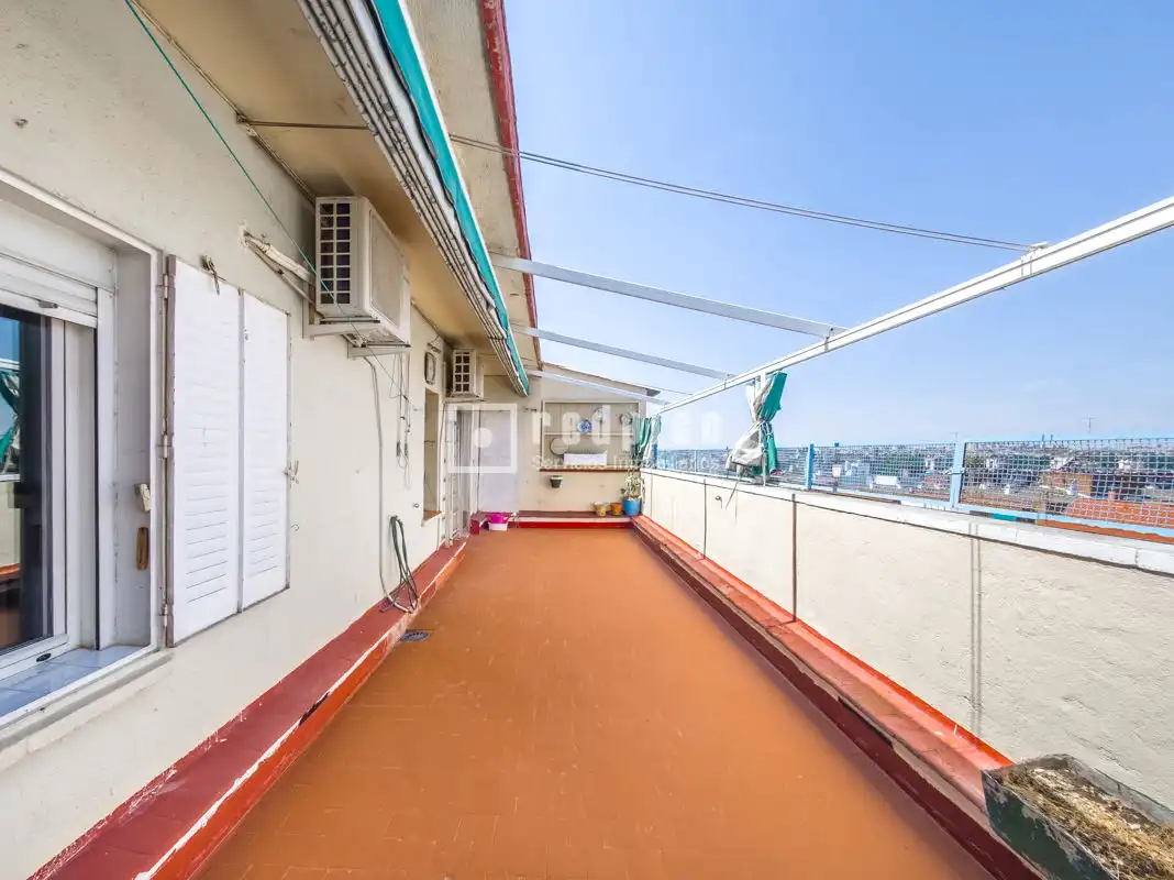 Terraza de Ático en venta en Madrid con Aire acondicionado, Calefacción y Parquet