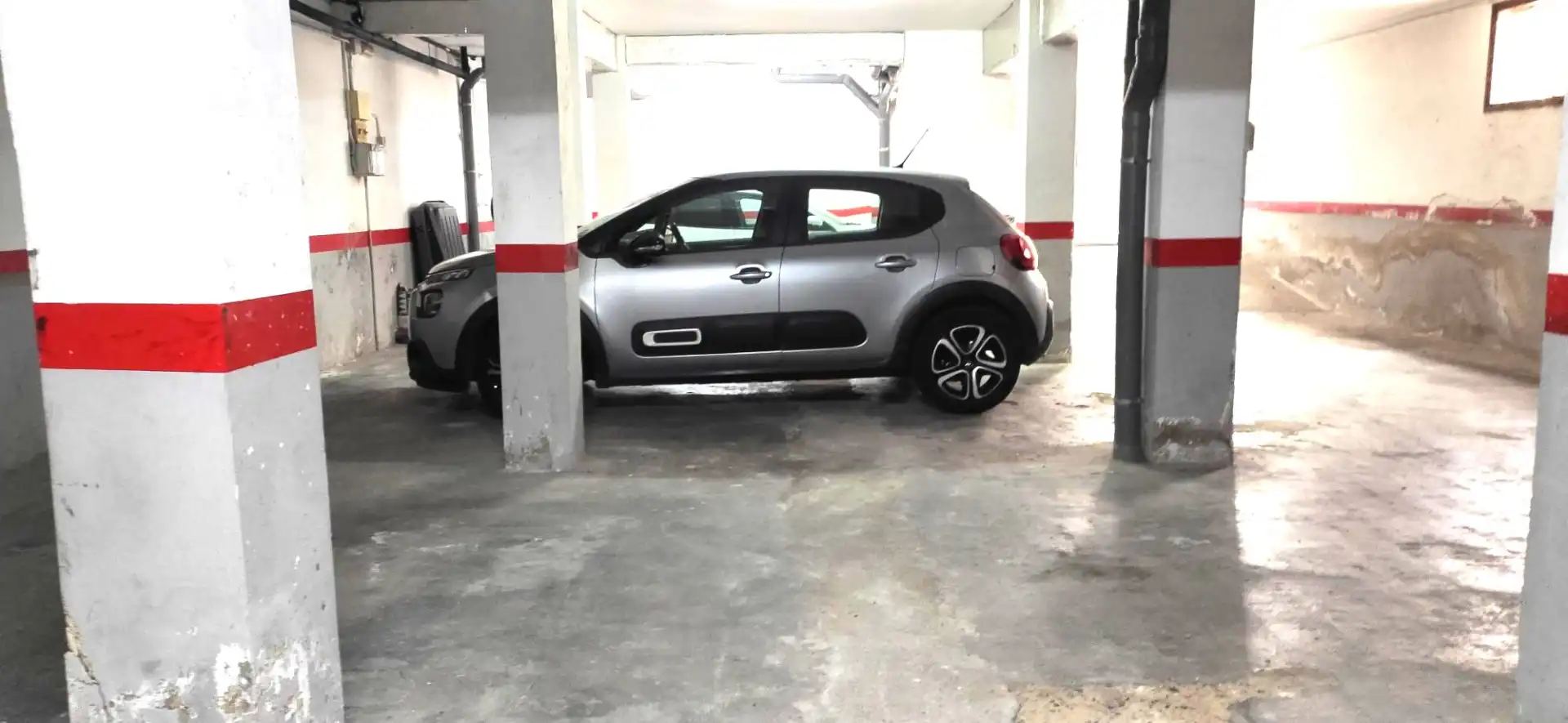 Parking de Local de alquiler en Badalona