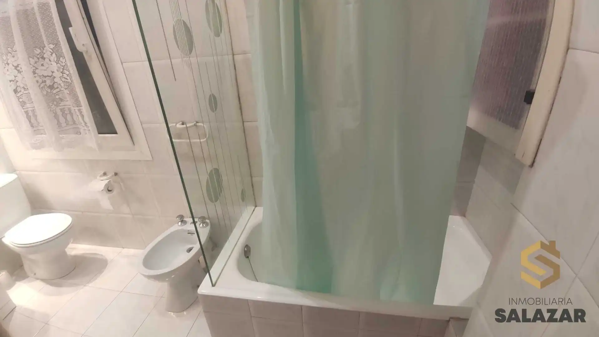 Flat with lift to rent in Autonomia Kalea, imagen 12