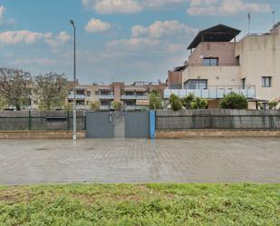 Vista exterior de Pis en venda en Cubelles amb Traster i Piscina