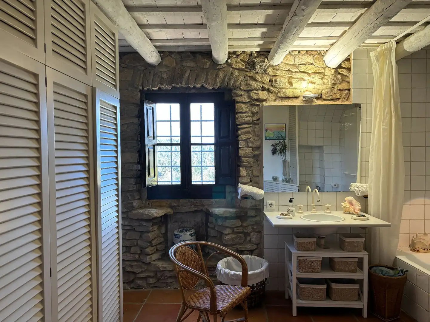Baño de Finca rústica en venta en Madremanya con Calefacción, Terraza y Trastero