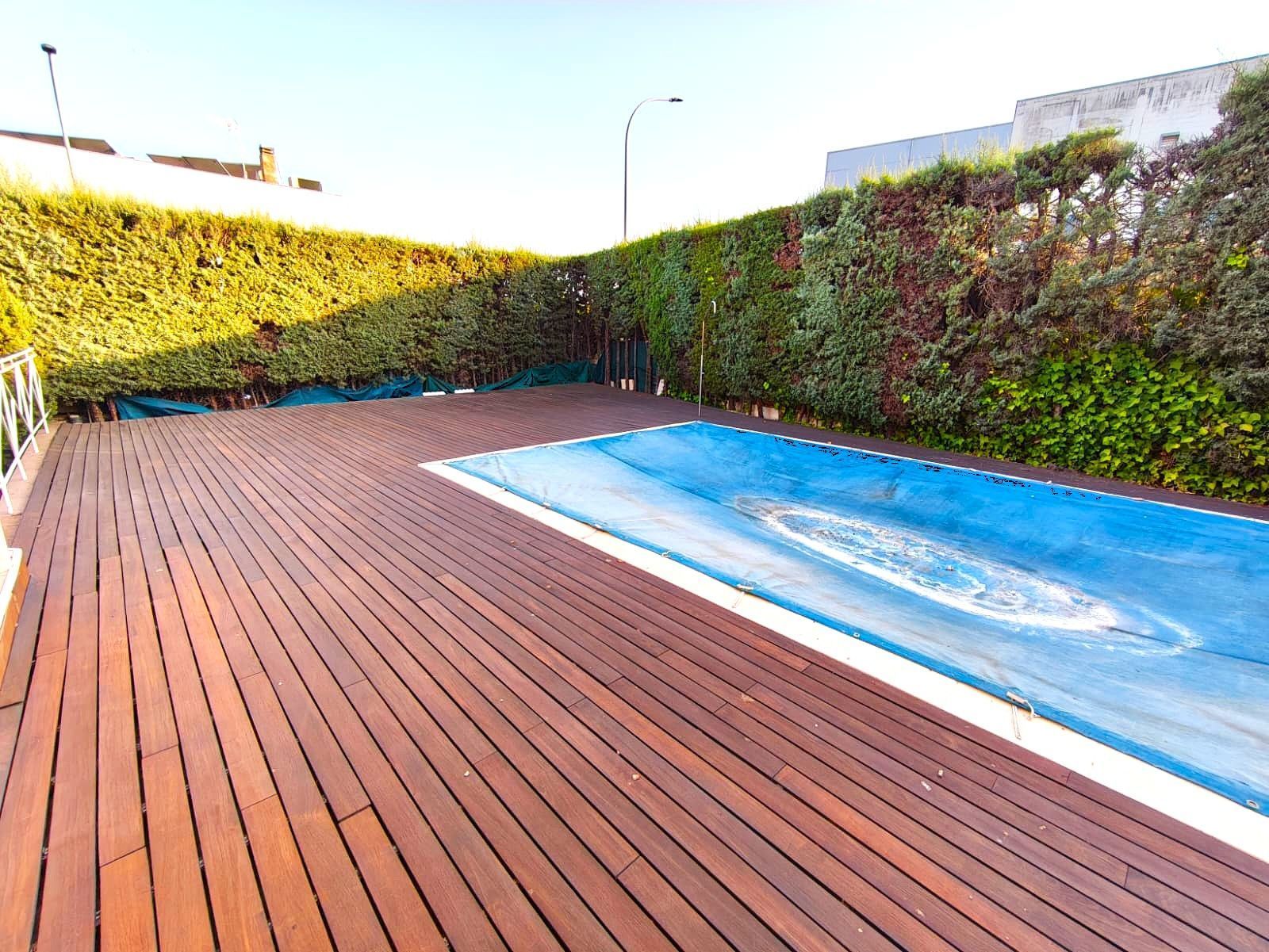 Piscina de Casa o chalet en venta en Mérida con Aire acondicionado, Calefacción y Jardín privado