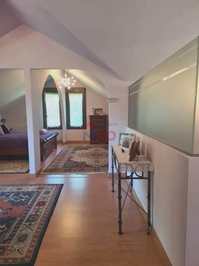 Chalet con piscina en venta en Condado de Treviño, imagen 2