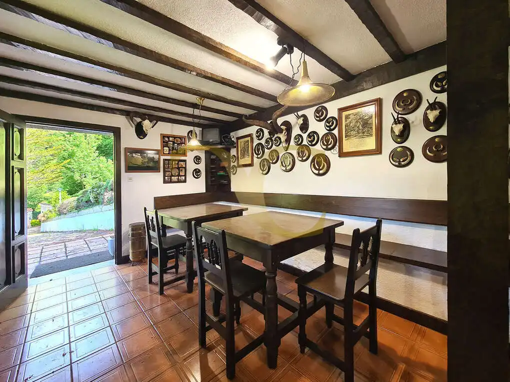 Casa o chalet en venta en Caso con Calefacción, Jardín privado y Terraza