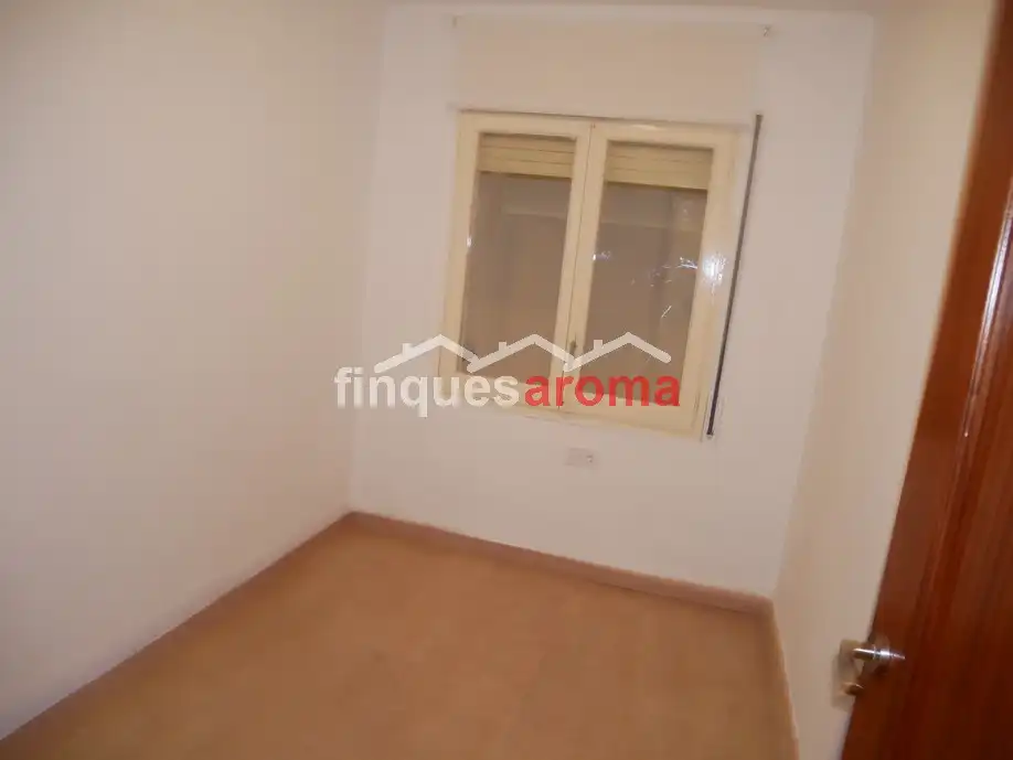 Flat for rent in Carrer Avenir, Valls
