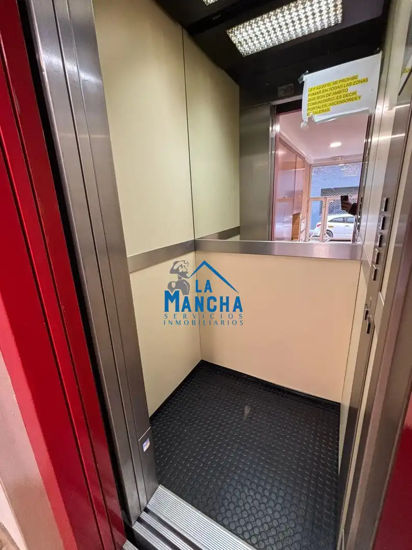 Parking de Ático en venta en Albacete con Aire acondicionado, Calefacción y Terraza
