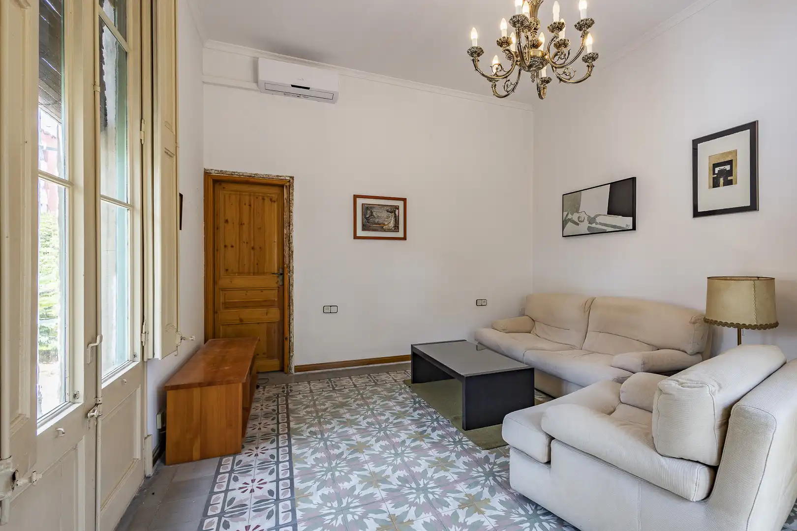 Sala d'estar de Edifici en venda en Sant Boi de Llobregat