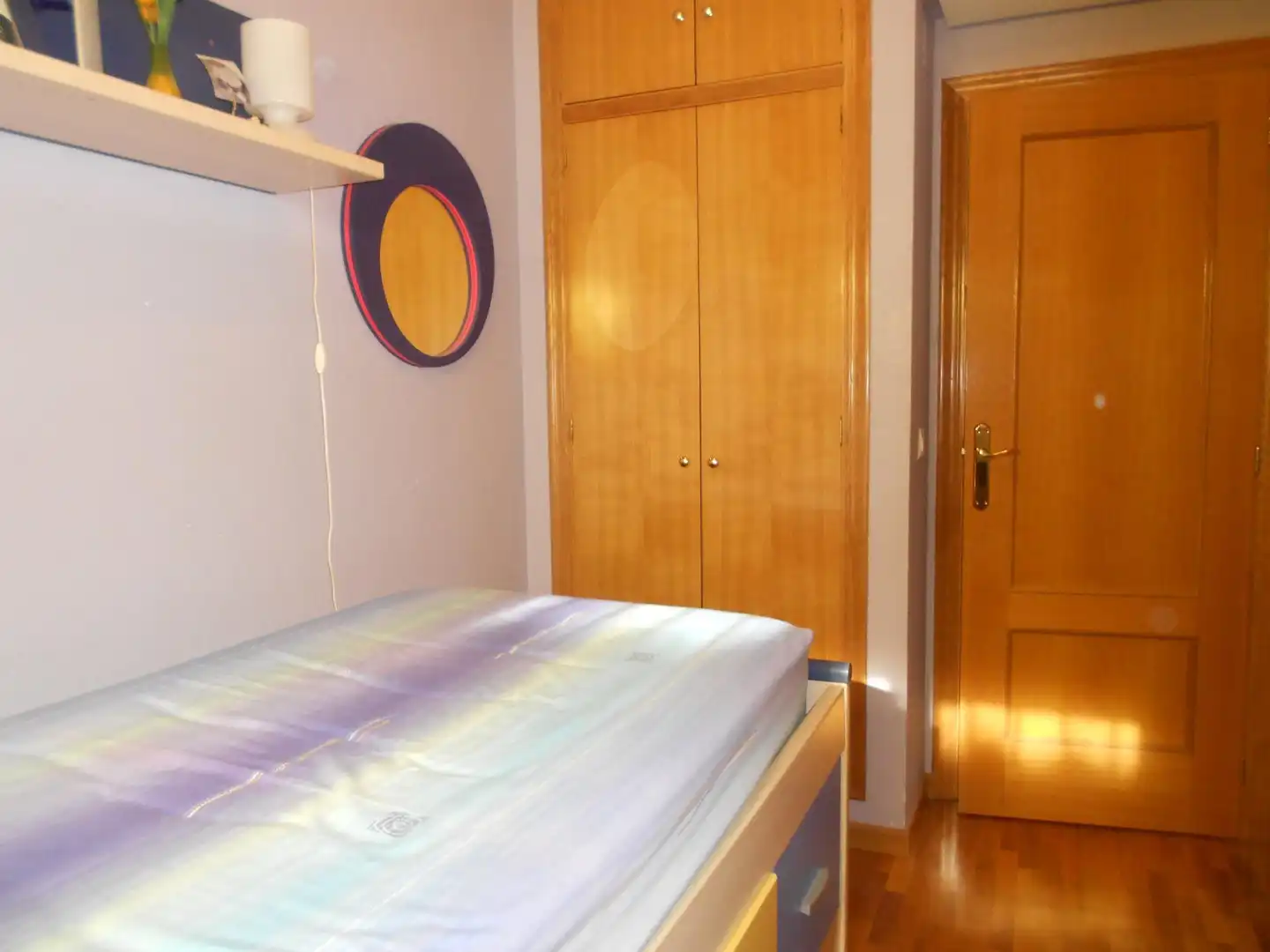 Schlafzimmer von Einfamilien-Reihenhaus zum Verkauf in Murcia mit Klimaanlage, Heizung und Privatgarten