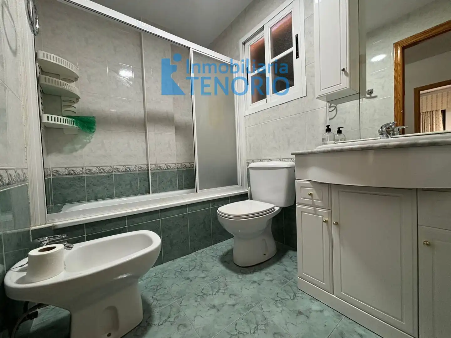 Baño de Casa adosada en venta en Islantilla con Terraza y Piscina comunitaria