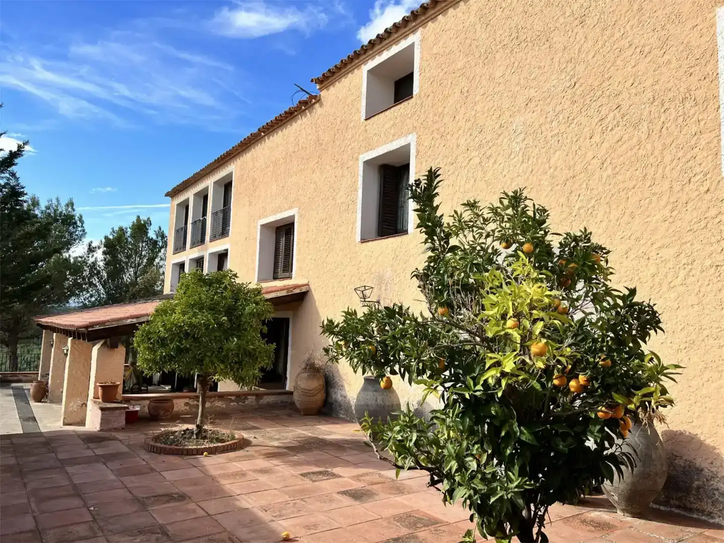 Vista exterior de Finca rústica en venda en Querol amb Piscina