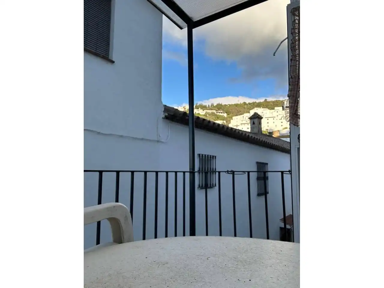 Vista exterior de Finca rústica en venda en Casares amb Terrassa i Moblat