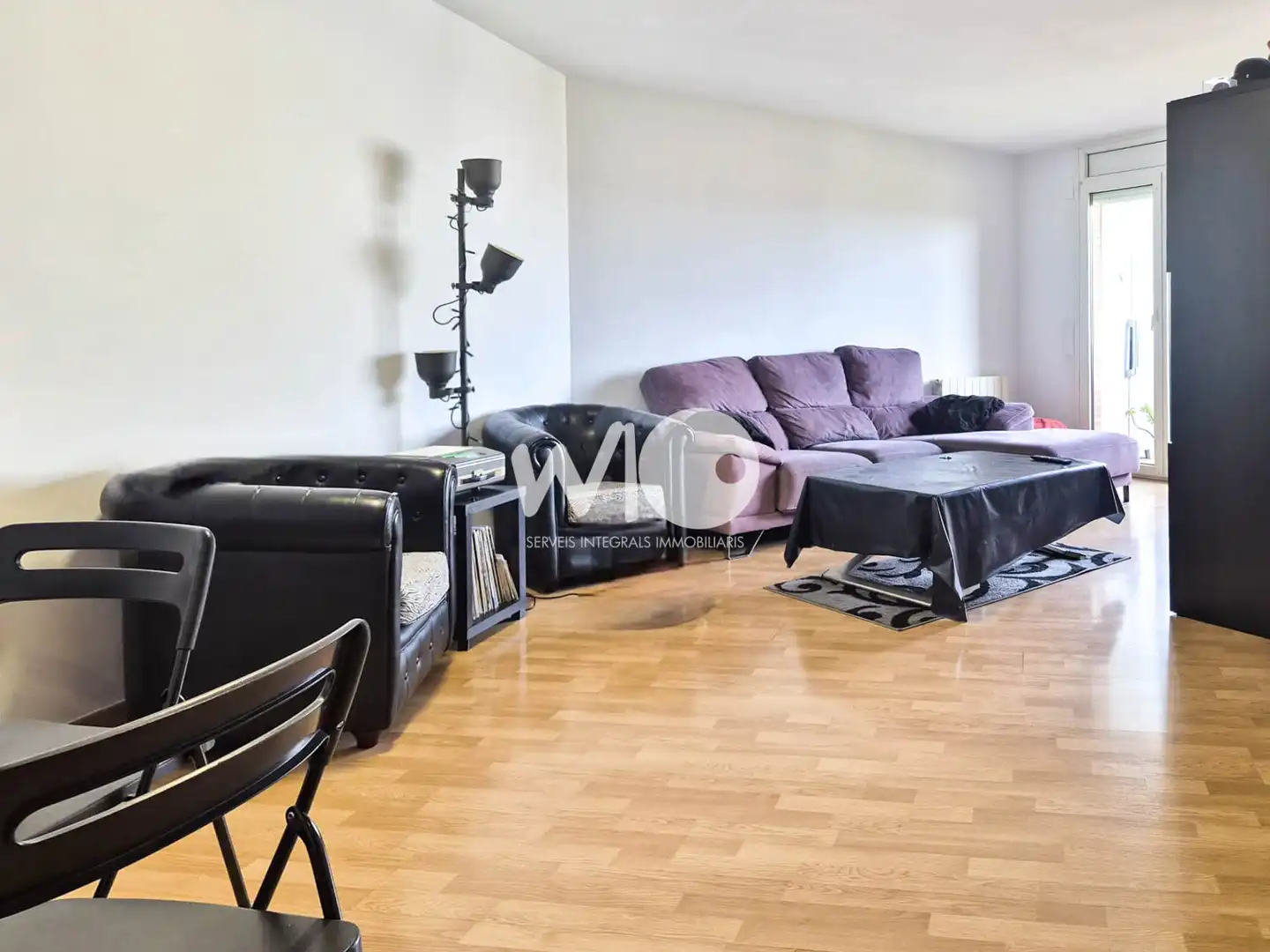Sala d'estar de Pis en venda en Girona amb Calefacció, Parquet i Balcó