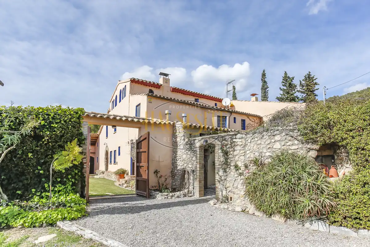 Casa rústica amb terrassa en venda a Torrelles de Foix, imagen 54