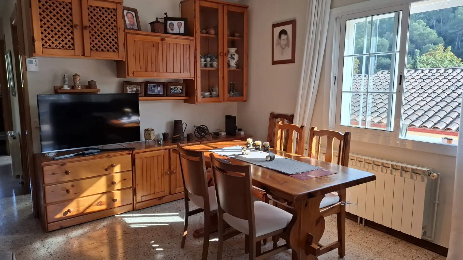 Menjador de Casa o xalet en venda en Cervelló amb Calefacció, Terrassa i Piscina