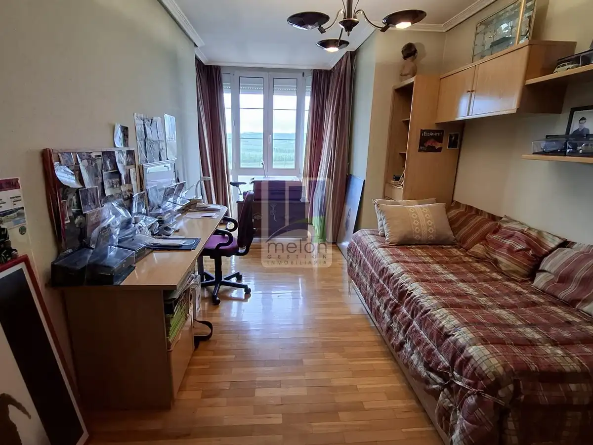 Habitación de Casa o chalet en venta en Alfoz de Quintanadueñas con Trastero