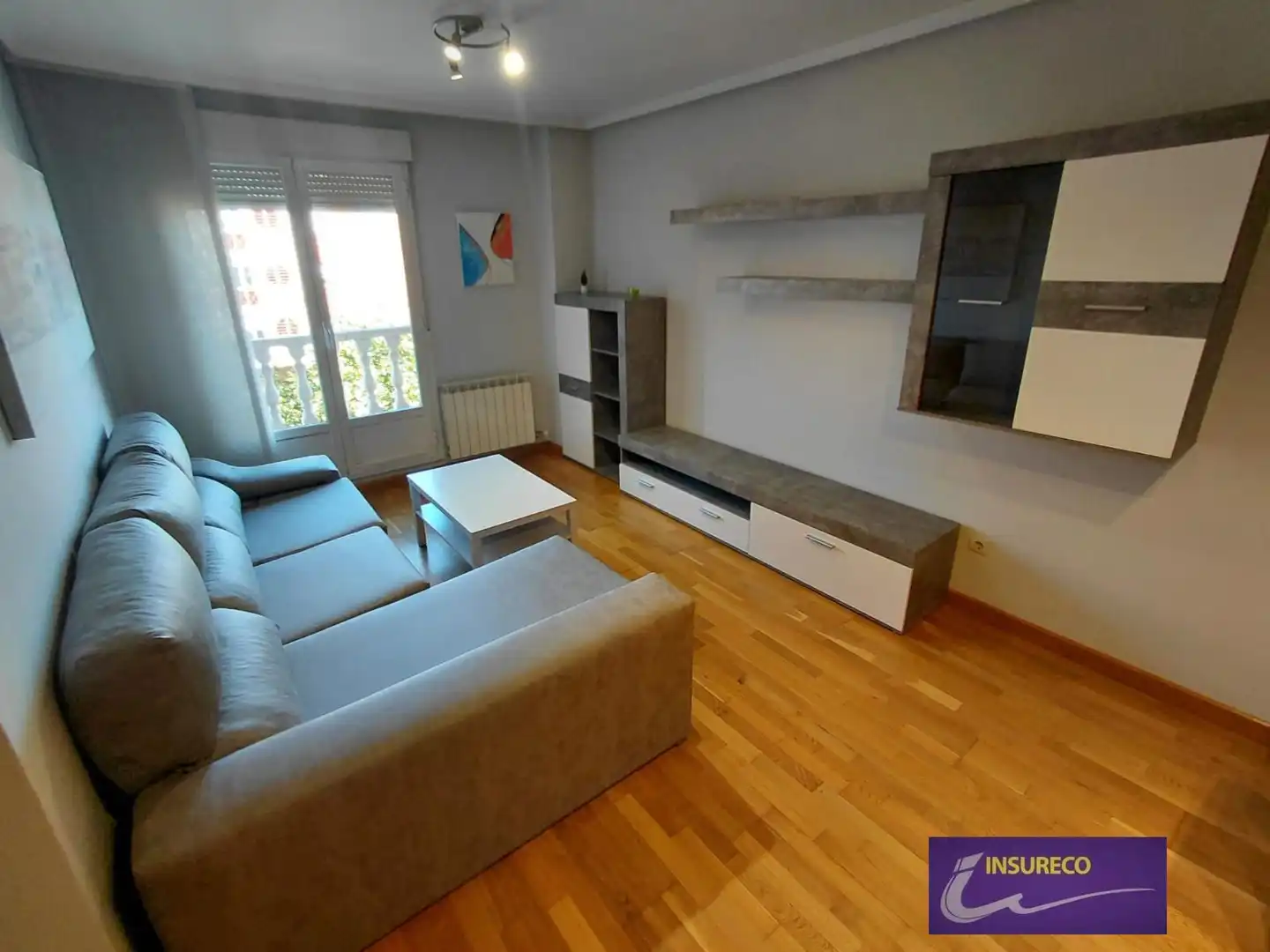 Wohnzimmer von Wohnung zur Miete in León Capital  mit Heizung, Terrasse und Abstellraum