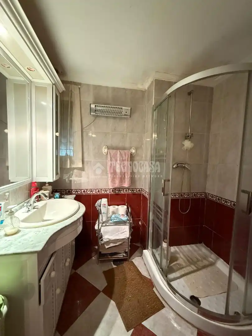 Baño de Piso en venta en Camas con Aire acondicionado