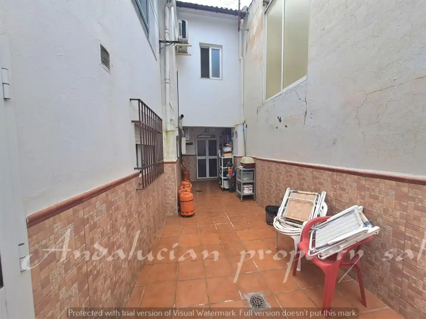 Casa adosada en venda en Cuevas de San Marcos amb Balcó