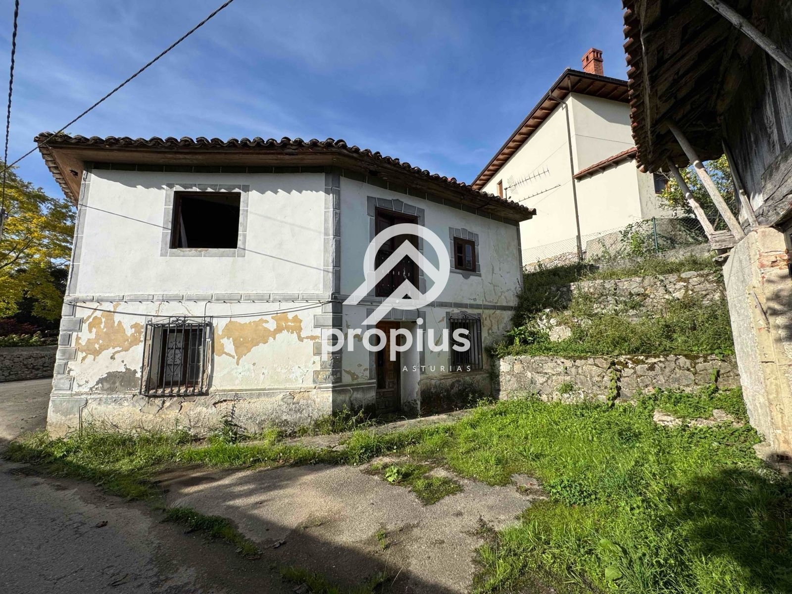 Exterior view of House or chalet for sale in Llanes  with Private garden and Storage room