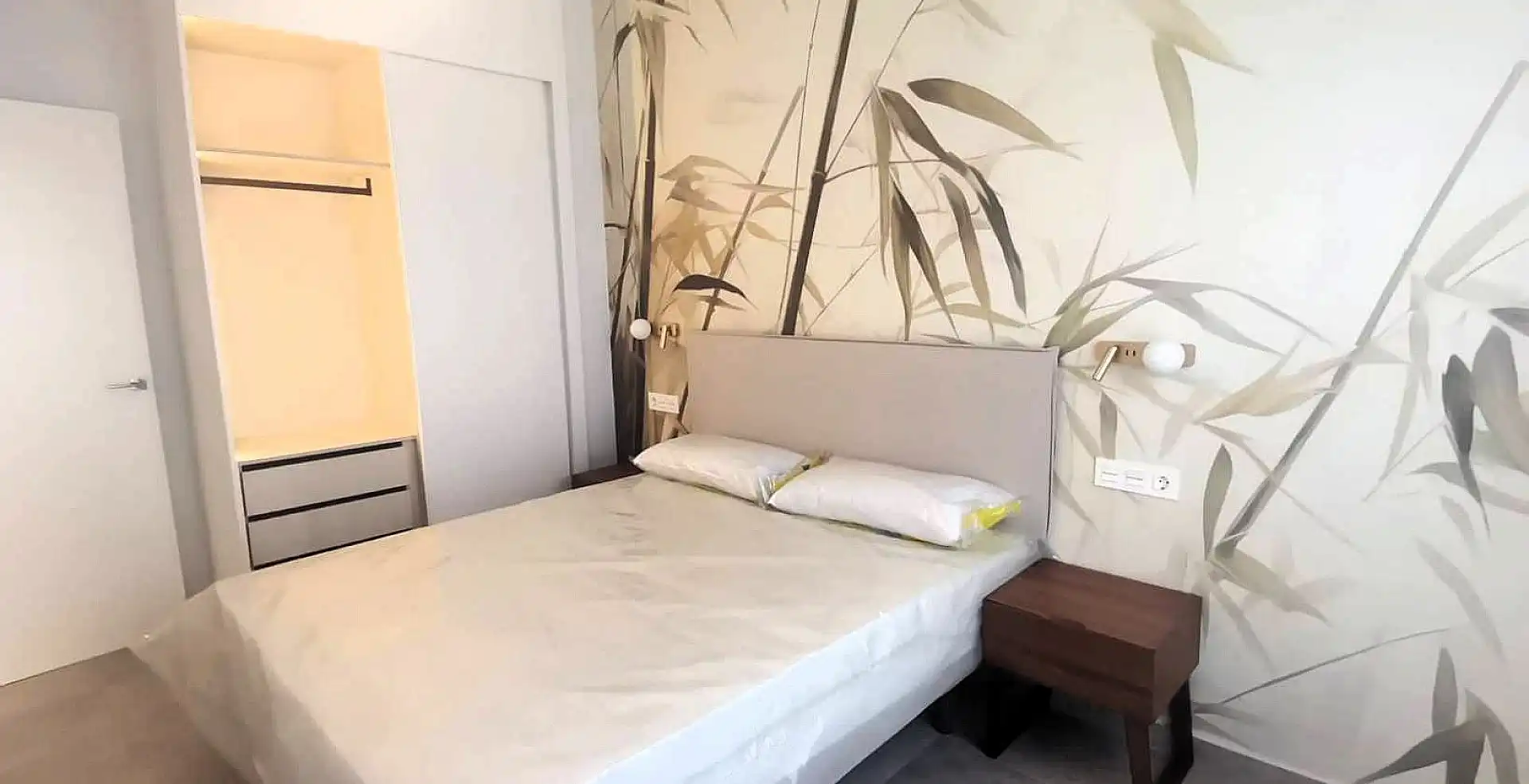 Habitación de Apartamento en venta en Zona Carrefour - Urbanizaciones