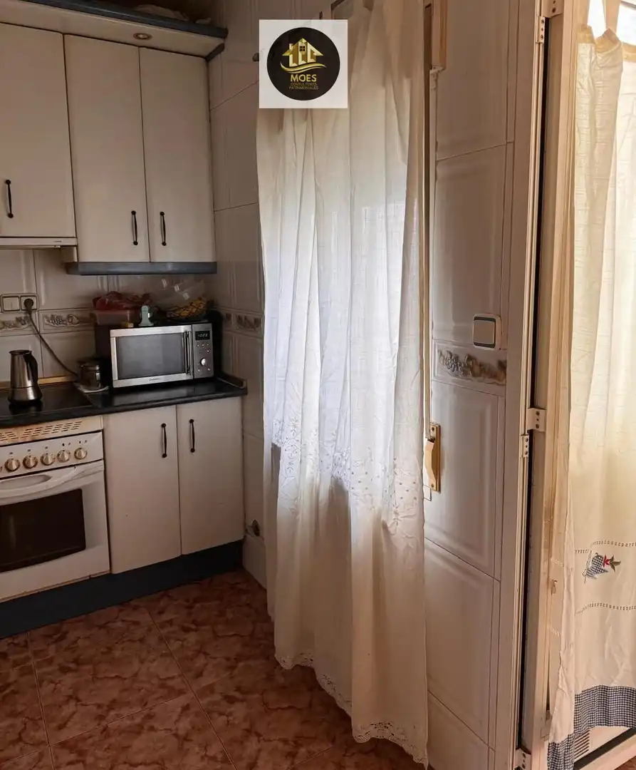 Piso con terraza en venta en Martos, imagen 6