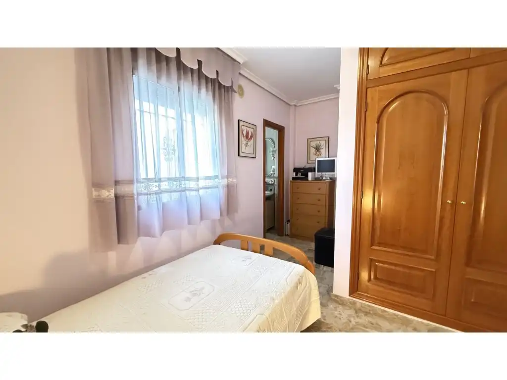 Habitación de Casa o chalet en venta en Córdoba con Terraza y Balcón