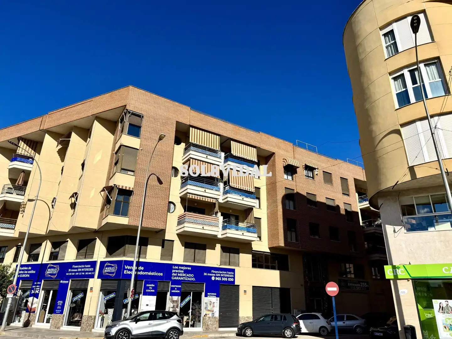 Vista exterior de Oficina en venda en Orihuela amb Aire condicionat i Calefacció