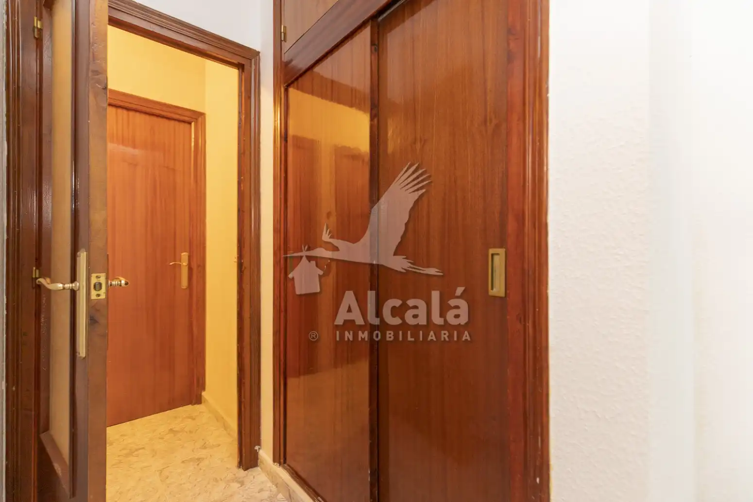 Wohnung zum Verkauf in Ocaña mit Heizung, Privatgarten und Terrasse