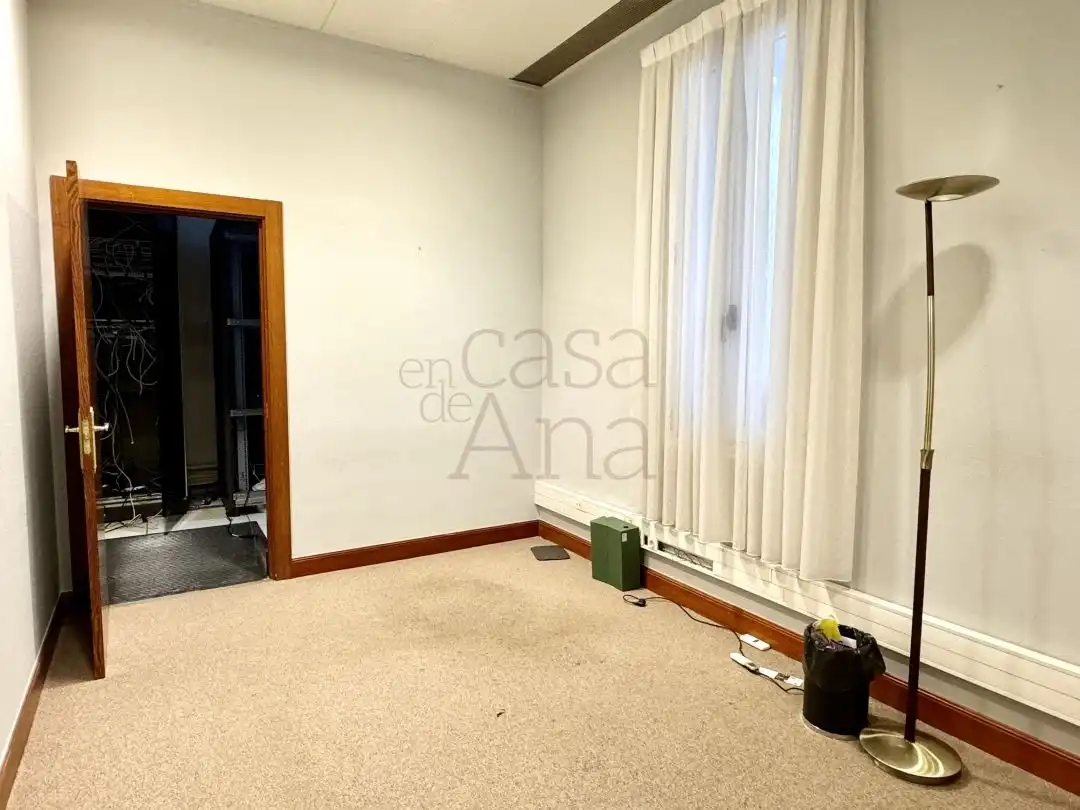 Office for rent in Bilbao   with Air Conditioner and Heating