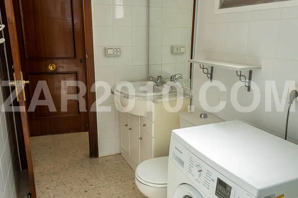 Baño de Piso en venta en Garrucha con Aire acondicionado, Terraza y Amueblado