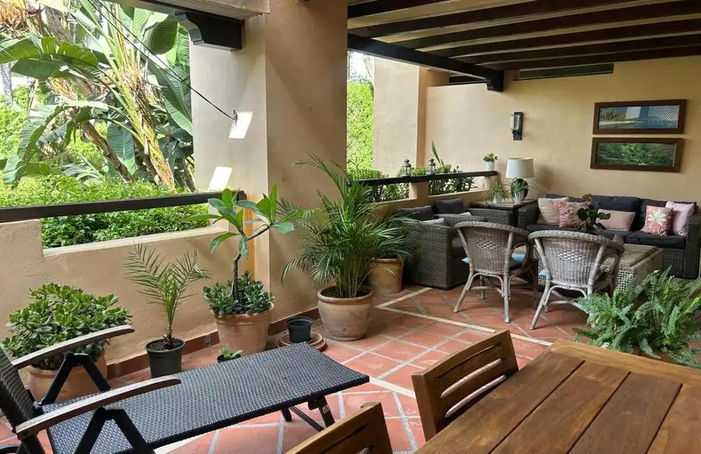 Terrassa de Planta baixa de lloguer en Marbella amb Aire condicionat, Terrassa i Traster