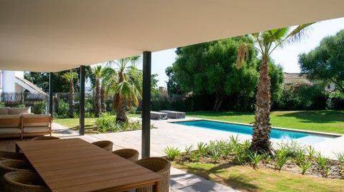 Villa en venta en Sotogrande Costa, 5 dormitorios.