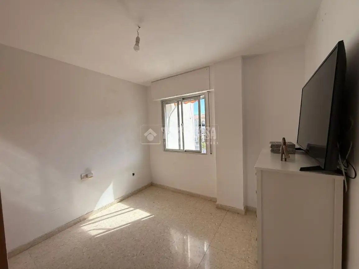 Bedroom of Flat for sale in Benalmádena  with Air Conditioner, Terrace and Furnished