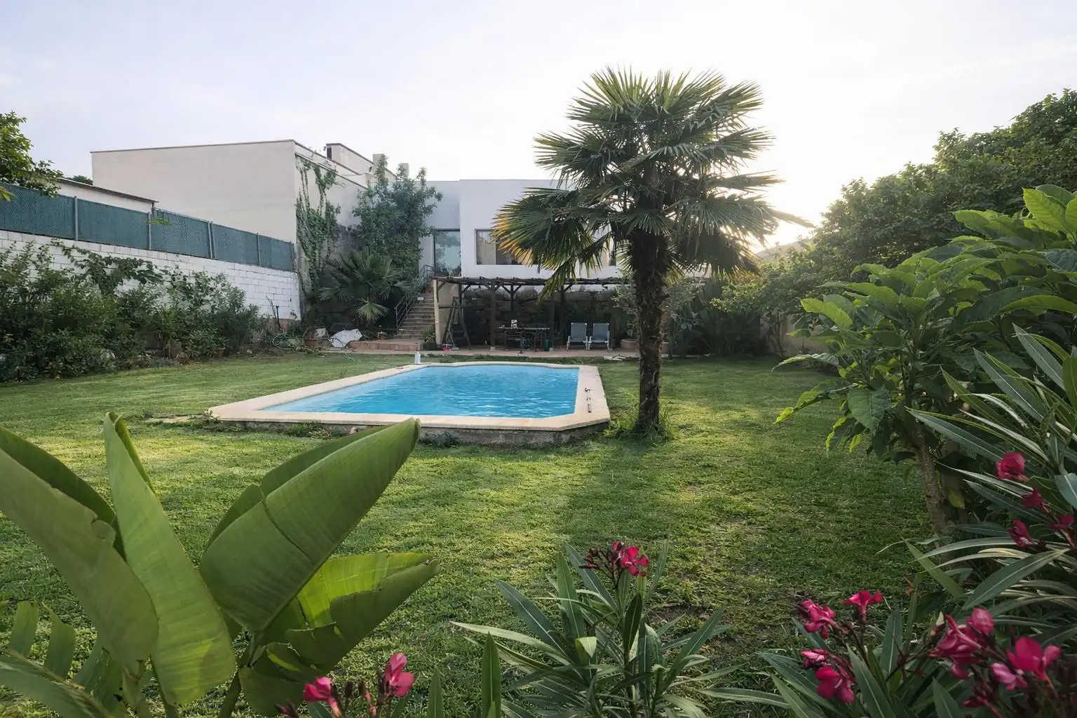 Chalet con terraza en venta en Los Pinos