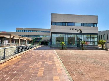 Büro mit Aufzug zur Miete in Europolis