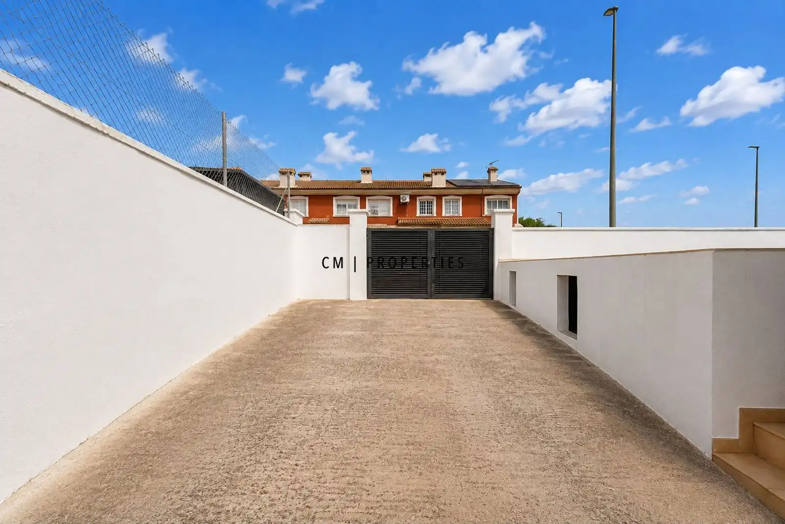 Vista exterior de Casa o chalet en venta en La Pobla de Vallbona con Aire acondicionado, Calefacción y Terraza