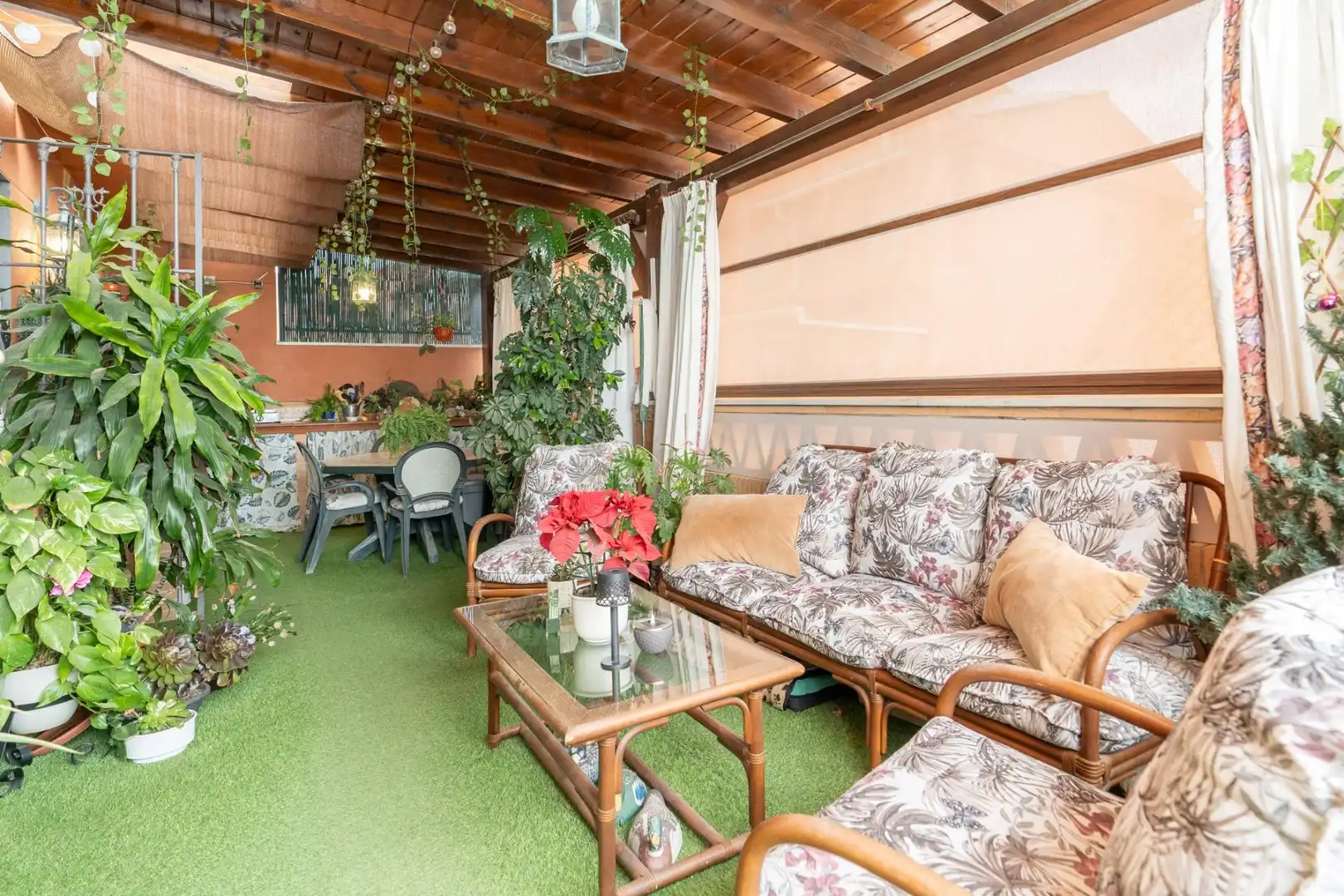 Terrassa de Casa o xalet en venda en Motril amb Aire condicionat, Jardí privat i Terrassa