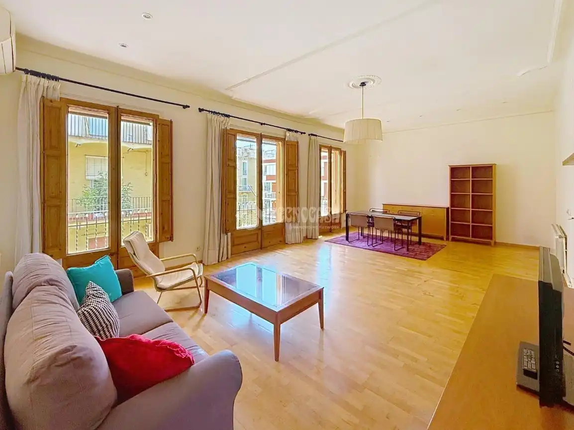 Wohnung zum Verkauf in Eixample