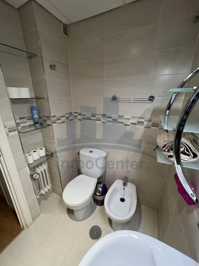 Baño de Piso de alquiler en Badajoz con Aire acondicionado, Calefacción y Terraza