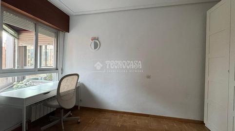 Foto 5 de Piso de alquiler en Huerta del Rey, Valladolid Capital